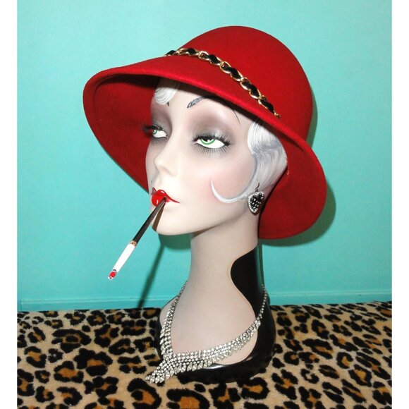 Vintage Liz Claiborne Red Wool Cloche Hat w/ Feathers church hat Kentucky Derby main image 6